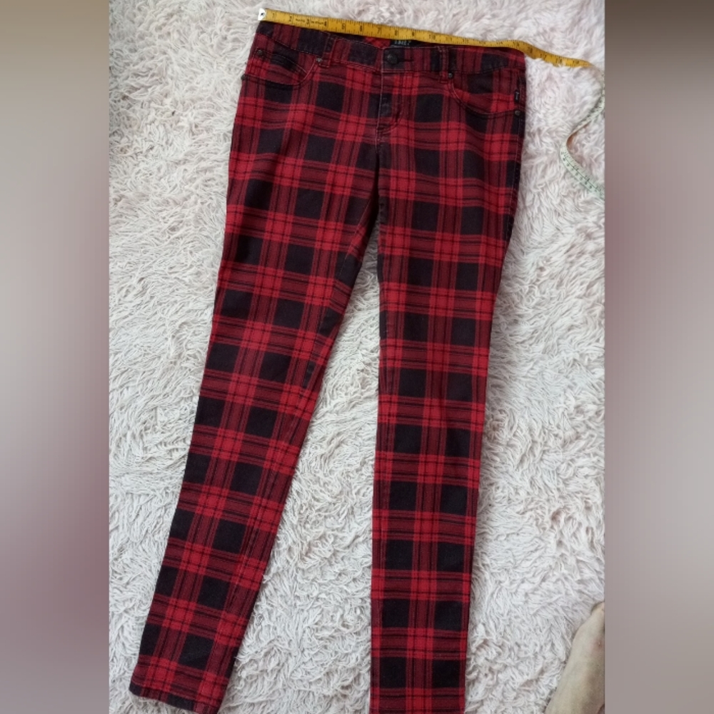 Tripp nyc nwot red&black plaid punk rock skinny jeans! 31-32" waist - Picture 5 of 5
